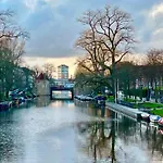 Authentic Amsterdam Bed And Breakfast Rai